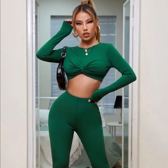 SHEIN TWO PIECE CO ORD SET GREEN XS NEVER WORN!! Brand new - Picture 1 of 6